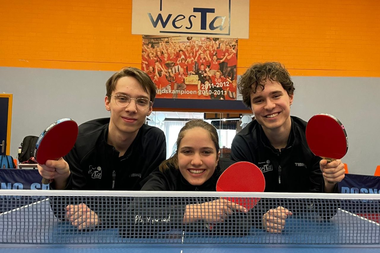 Anne-Fleur en Daan Hamaekers naar halve finales NSM