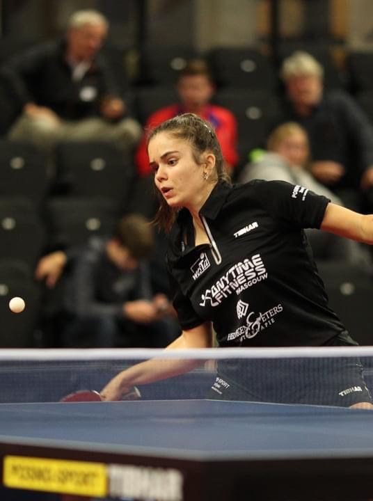 Karlijn van Lierop en Sara Devos naar het EK O-21